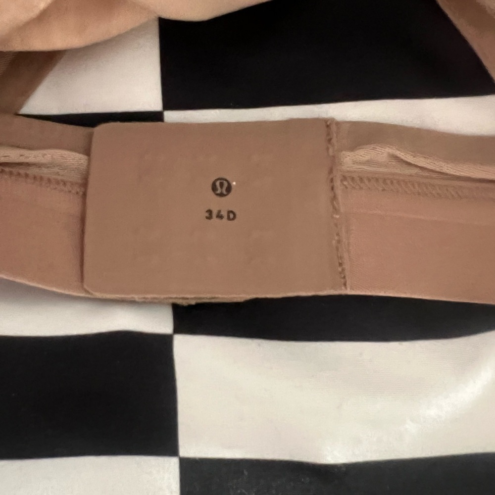 Lululemon Awake to Lace Bra Bundle – 34D – Cream & Black – Like New - Picture 8 of 9